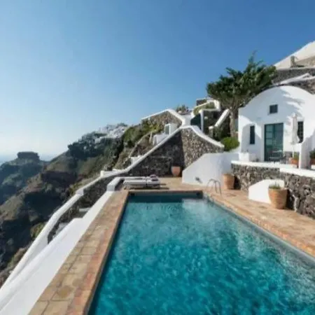 The Vasilicos Imerovigli (Santorini)