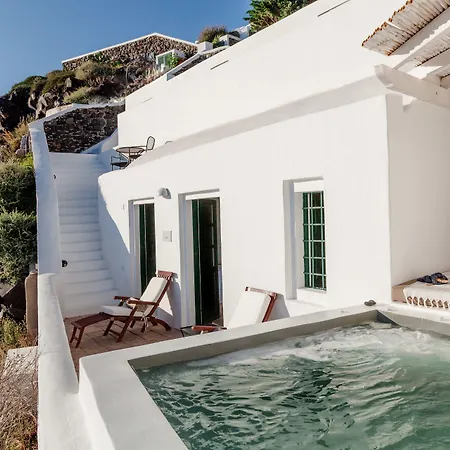 The Vasilicos Hotel Imerovigli (Santorini)
