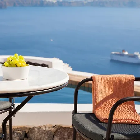 The Vasilicos Hotel Imerovigli (Santorini)