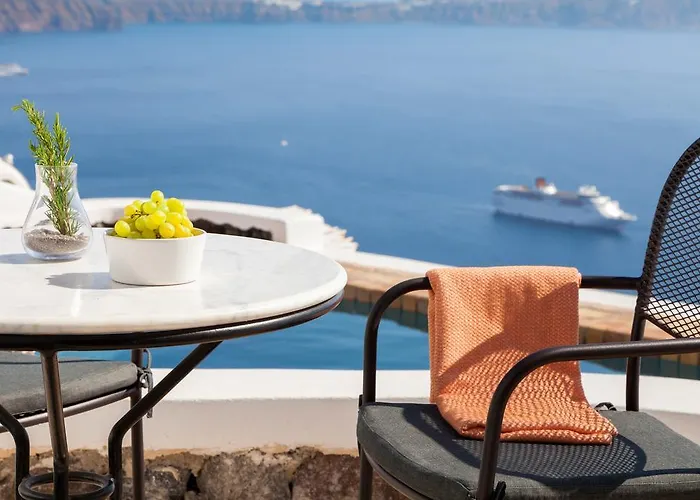 The Vasilicos Hotel Imerovigli (Santorini)