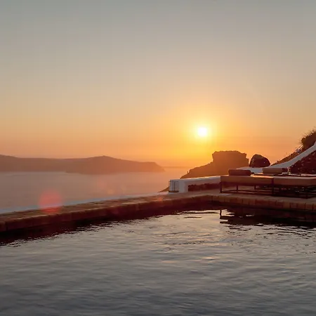 Отель The Vasilicos 4*