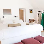 The Vasilicos Hotel Imerovigli (Santorini)
