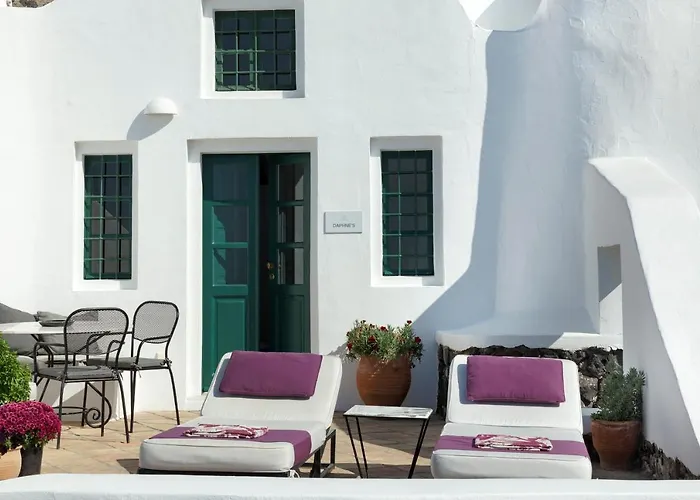 The Vasilicos 4* Imerovigli (Santorini)